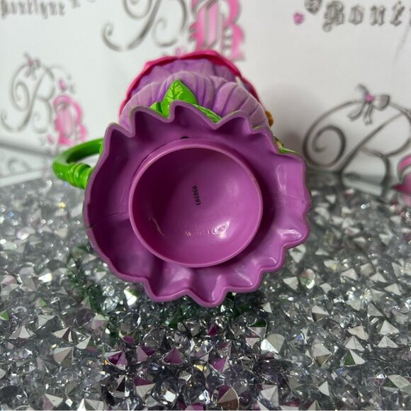 Tinker Bell cup flip top Peter Pan movie Purple and Green Decorative Figurine - Picture 5 of 9